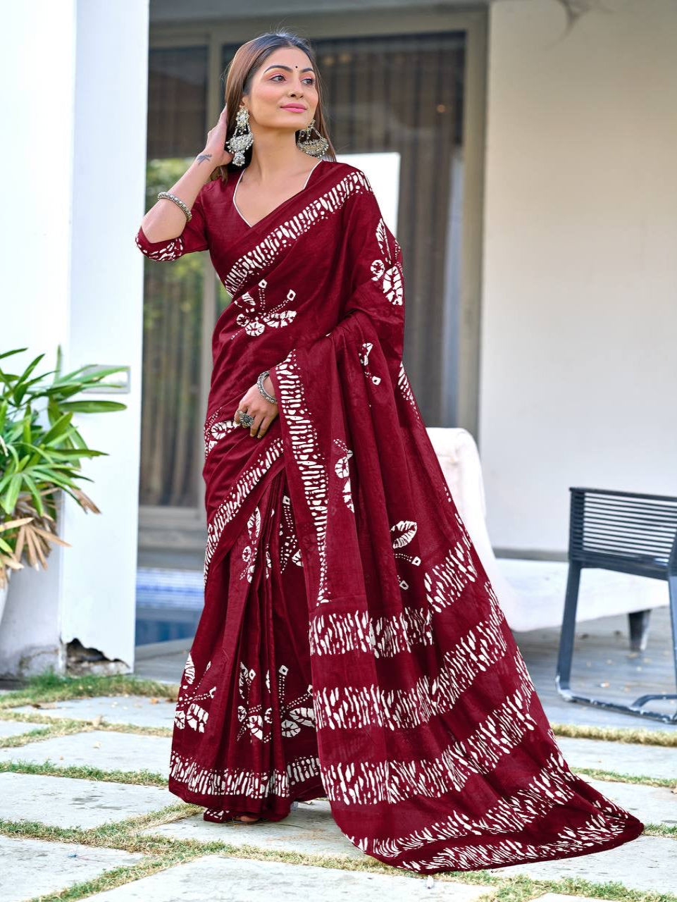 Graceful Maroon Handcrafted Bandhani Cotton Saree