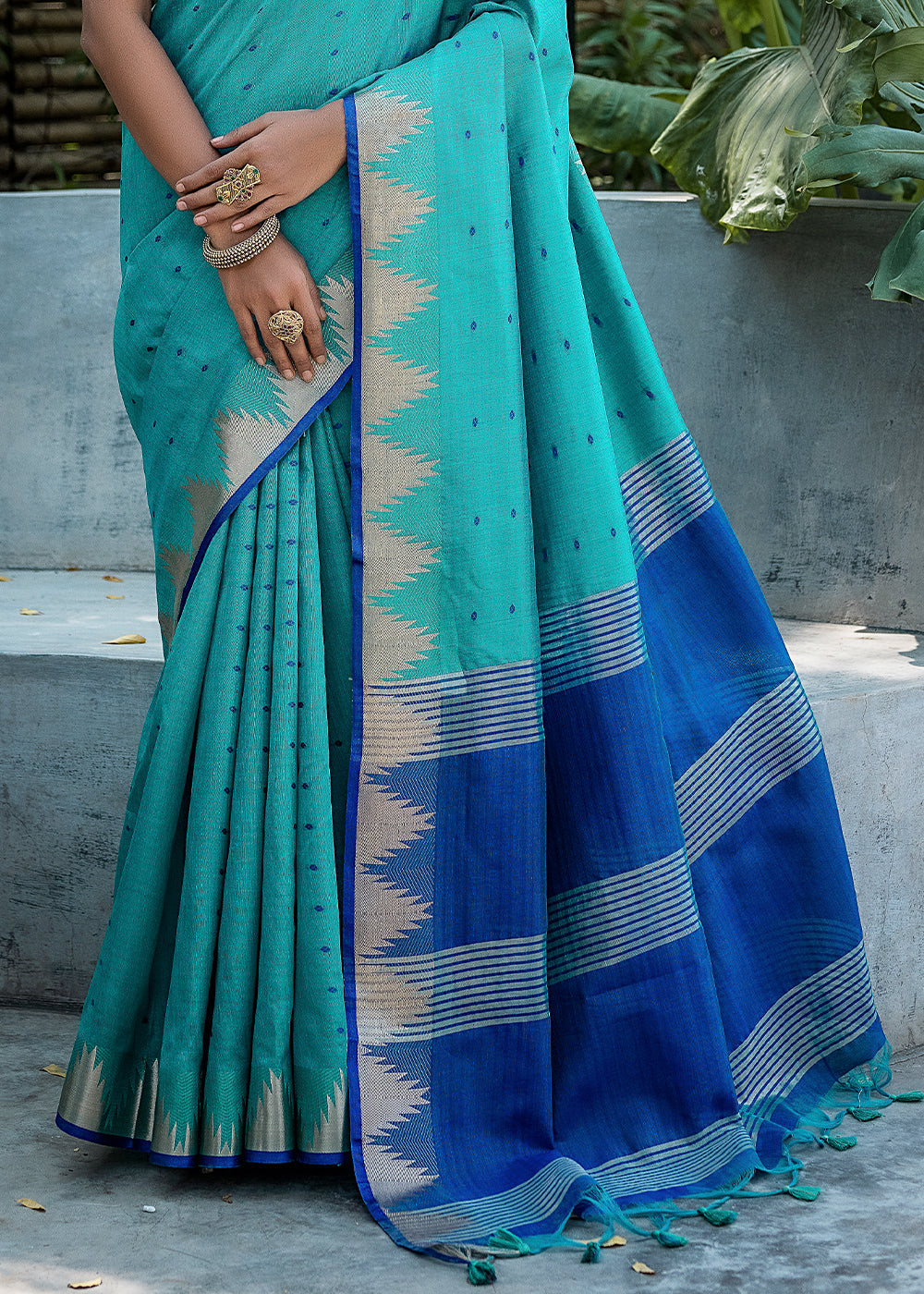 Blue Zari Woven Banarasi Raw Silk Saree