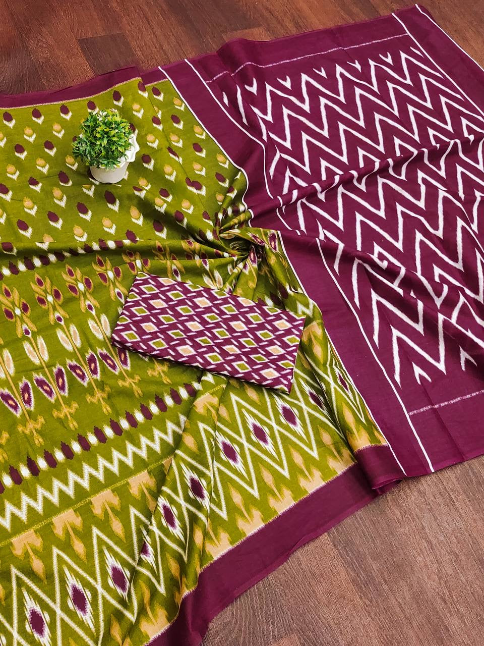 Green and Maroon Ikkat Cotton Saree