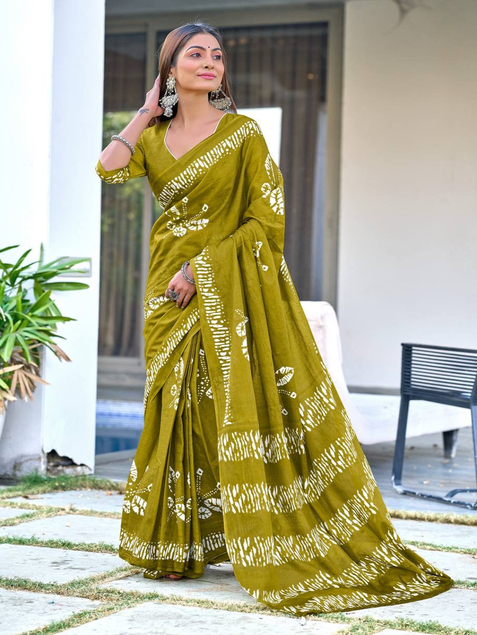 Olive Green Handcrafted Bandhani Cotton Saree