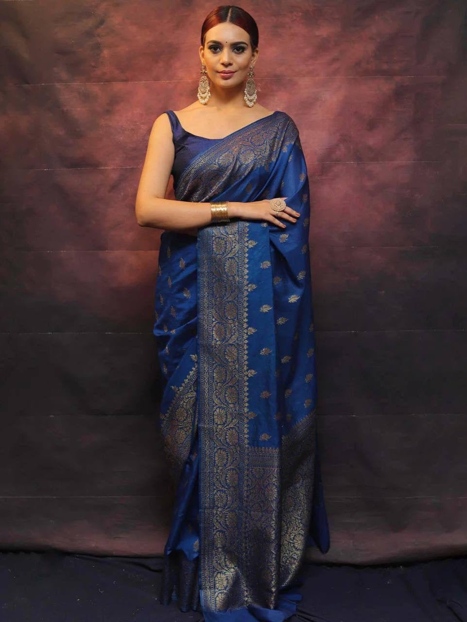 Blue Soft Silk Saree With Flamboyant Blouse Piece